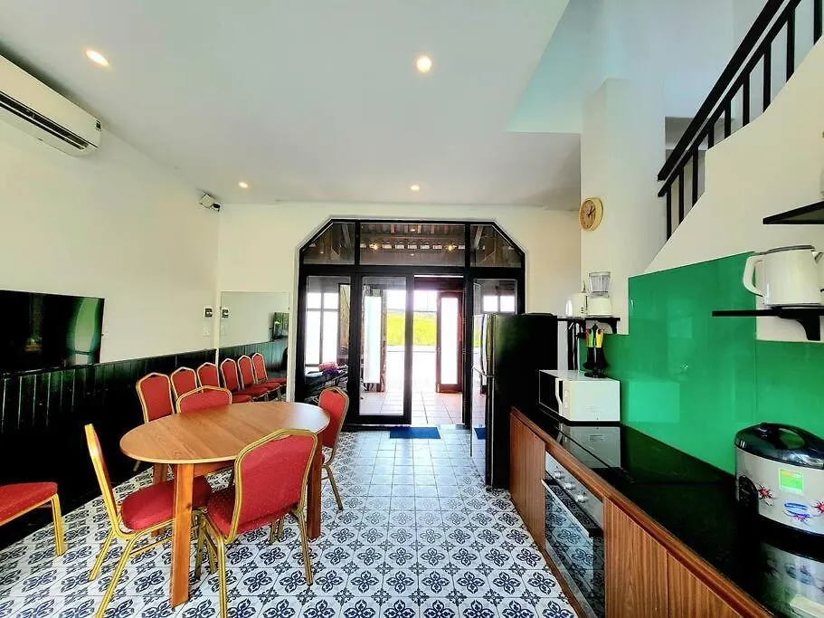 Delightful Romantic 4-Br Villa Hoi An Daire